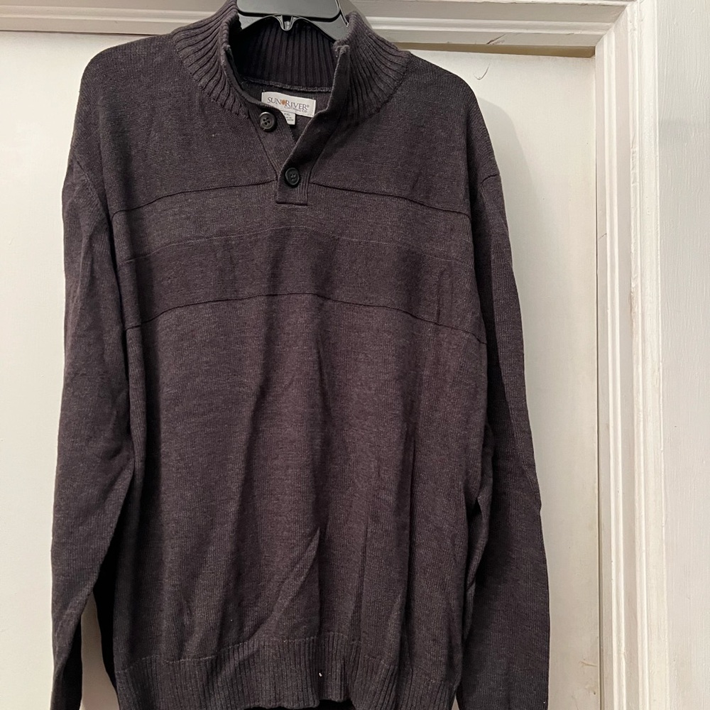 Men’s lightweight sweater
